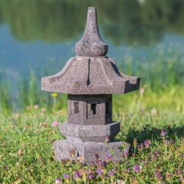 Lanterne japonaise en pierre de lave de 55cm
