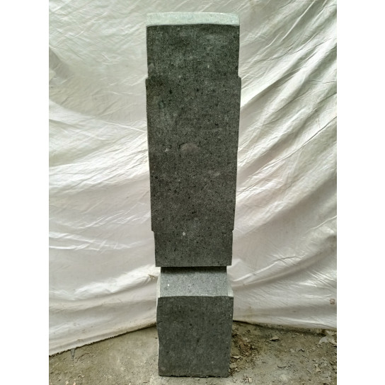 Statue en pierre moaï visage allongé 120 cm