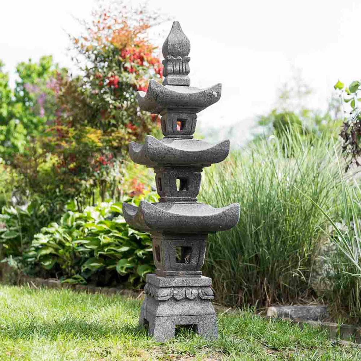 Lanterne japonaise - WANDA COLLECTION - Pagode en pierre de lave -  40x40xH.130 cm - Extérieur - Gris - Cdiscount Maison
