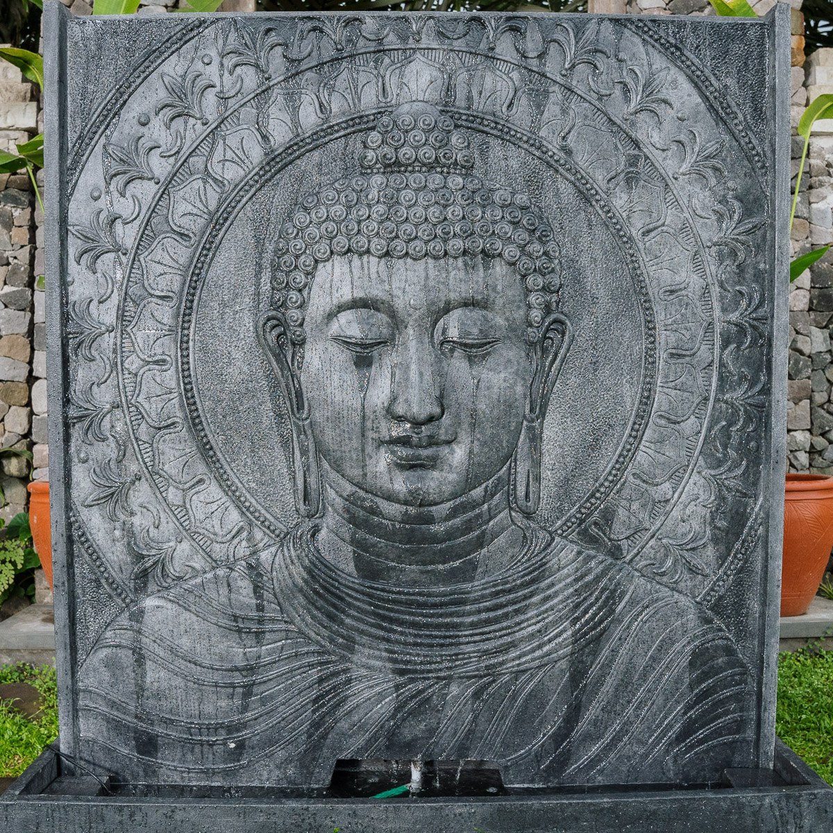 Fontaine d'intérieur Bouddha sutra avec fleur de lotus