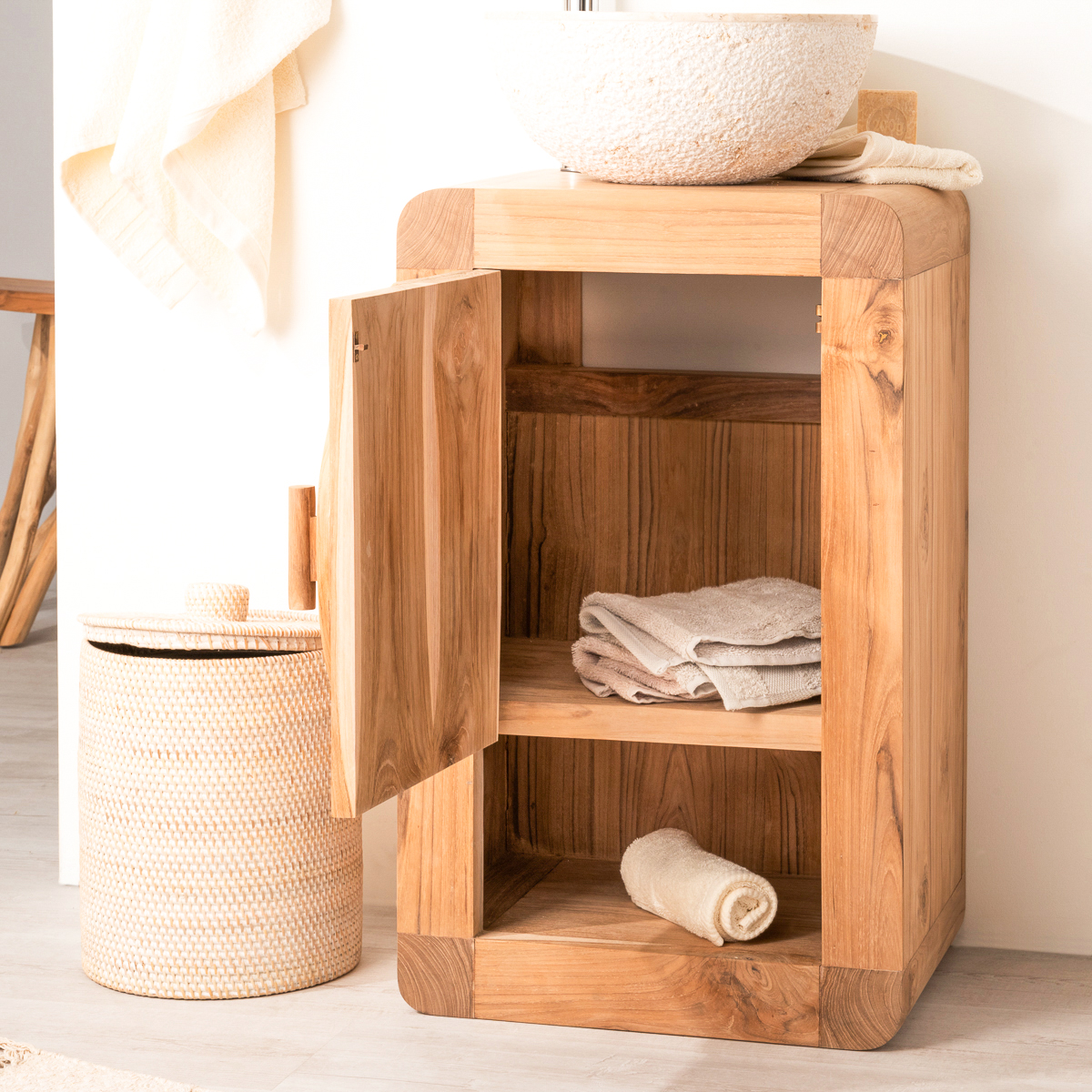 Petit meuble pour les WC par Jeff DesignBois sur L'Air du Bois