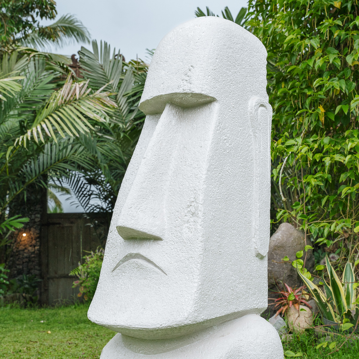 Statue de jardin Moai H 30 cm : Statues de jardin DÉCORIALE jardin -  botanic®