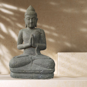 Estatua jardín zen buda piedra volcánica posición de rezo 120 cm